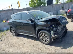 KM8J3CA48JU775750 2018 HYUNDAI TUCSON
