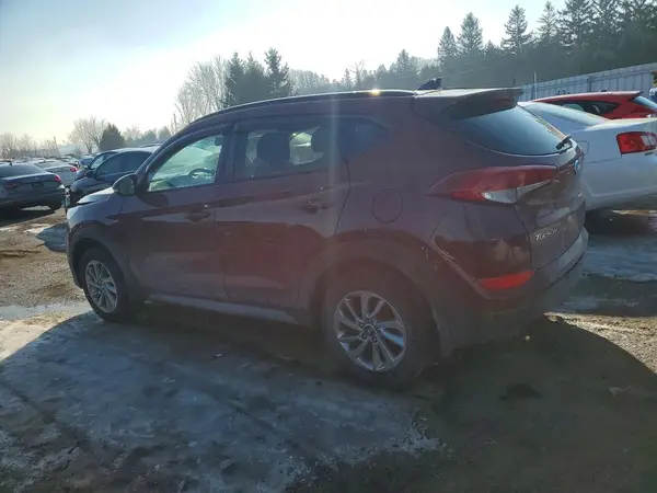 KM8J3CA48JU824929 2018 HYUNDAI TUCSON - Image 2
