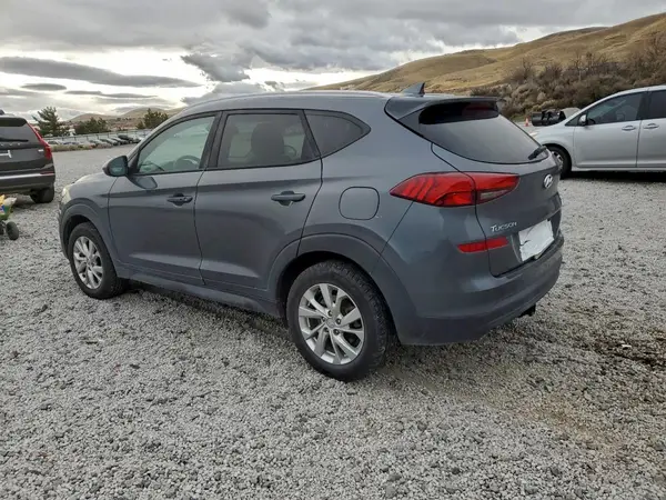 KM8J3CA48KU004674 2019 HYUNDAI TUCSON - Image 2