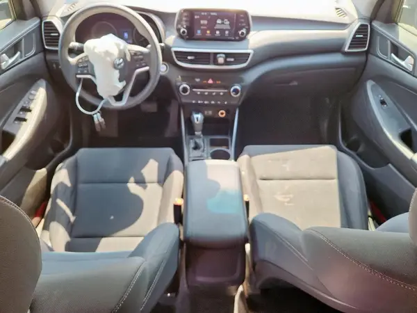 KM8J3CA48KU015285 2019 HYUNDAI TUCSON - Image 8