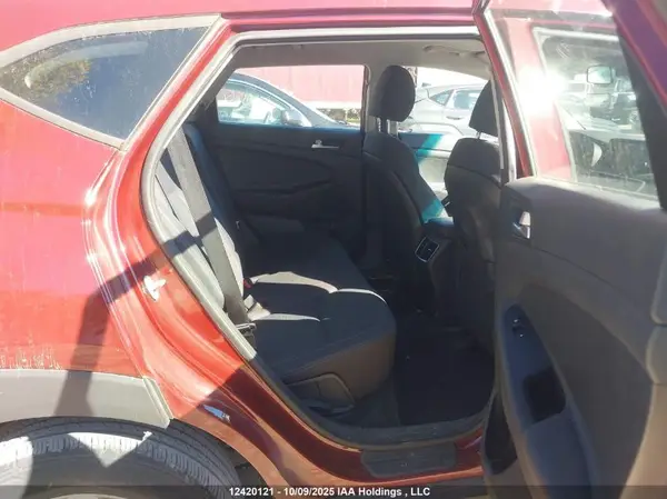KM8J3CA48KU025038 2019 HYUNDAI TUCSON - Image 8
