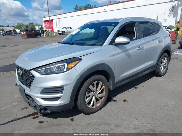 KM8J3CA48KU031681 2019 HYUNDAI TUCSON - Image 2