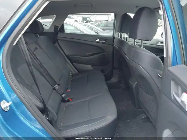 KM8J3CA48KU035665 2019 HYUNDAI TUCSON - Image 8