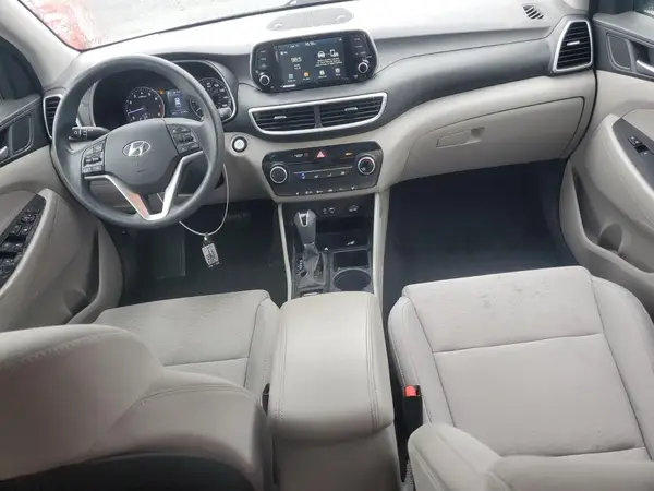 KM8J3CA48KU040073 2019 HYUNDAI TUCSON - Image 8