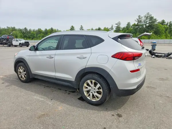 KM8J3CA48KU071839 2019 HYUNDAI TUCSON - Image 2