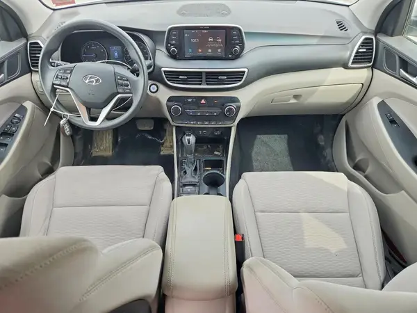 KM8J3CA48KU071839 2019 HYUNDAI TUCSON - Image 8