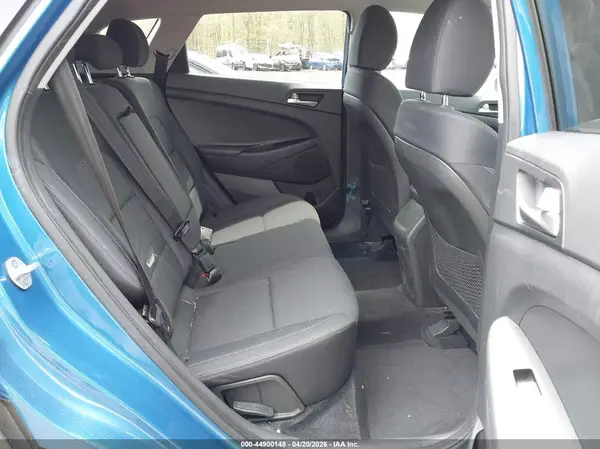 KM8J3CA48KU076913 2019 HYUNDAI TUCSON - Image 8