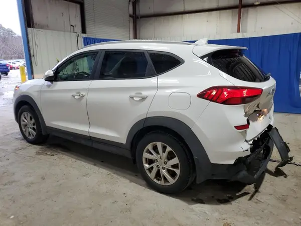 KM8J3CA48KU843028 2019 HYUNDAI TUCSON - Image 2