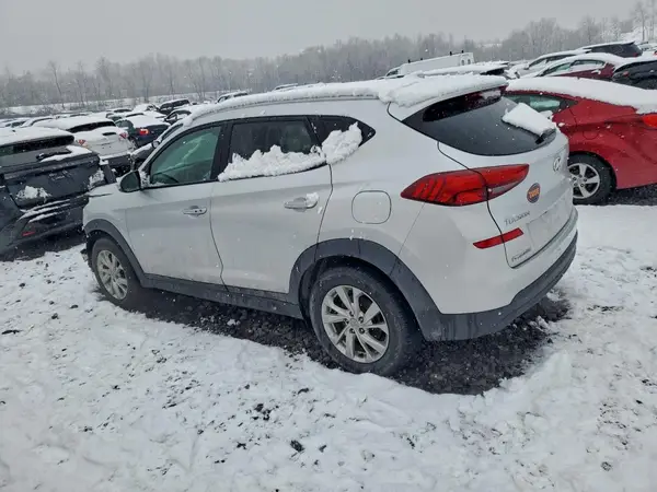 KM8J3CA48KU855129 2019 HYUNDAI TUCSON - Image 2