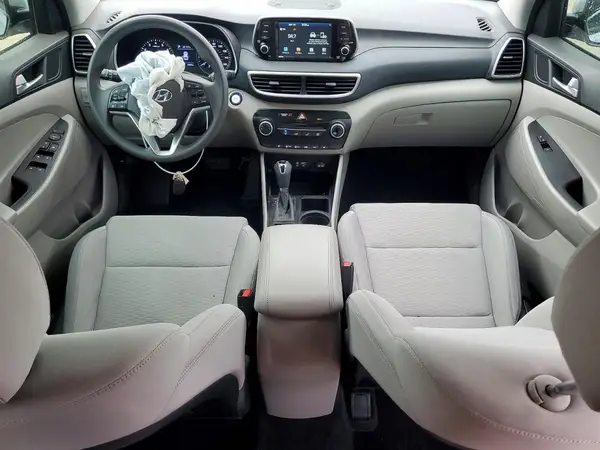 KM8J3CA48KU866860 2019 HYUNDAI TUCSON - Image 8
