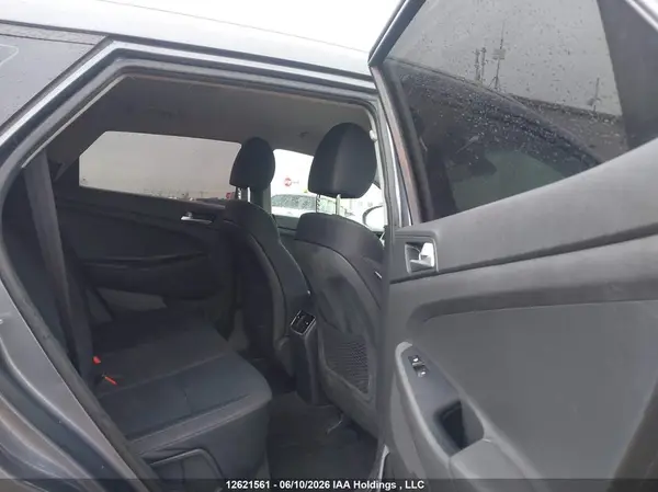 KM8J3CA48KU876109 2019 HYUNDAI TUCSON - Image 8