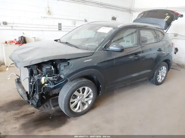 KM8J3CA48KU981667 2019 HYUNDAI TUCSON - Image 2