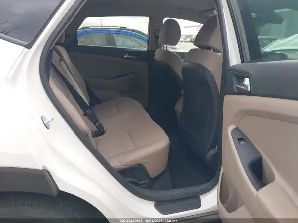 KM8J3CA48LU092496 2020 HYUNDAI TUCSON - Image 8