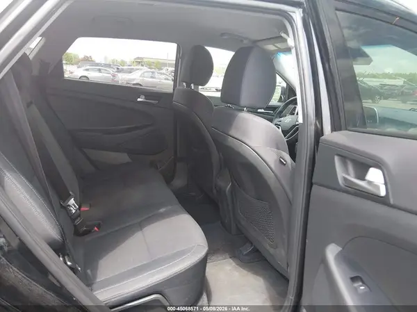 KM8J3CA48LU168704 2020 HYUNDAI TUCSON - Image 8