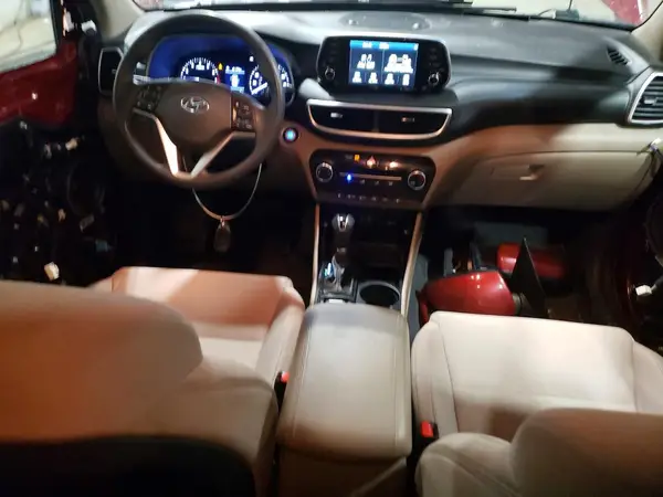 KM8J3CA48LU175829 2020 HYUNDAI TUCSON - Image 8