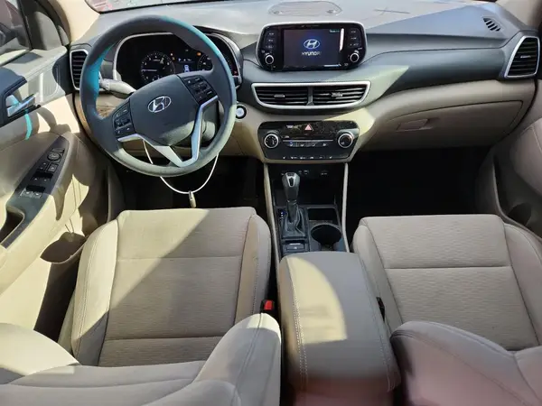 KM8J3CA48LU178181 2020 HYUNDAI TUCSON - Image 8