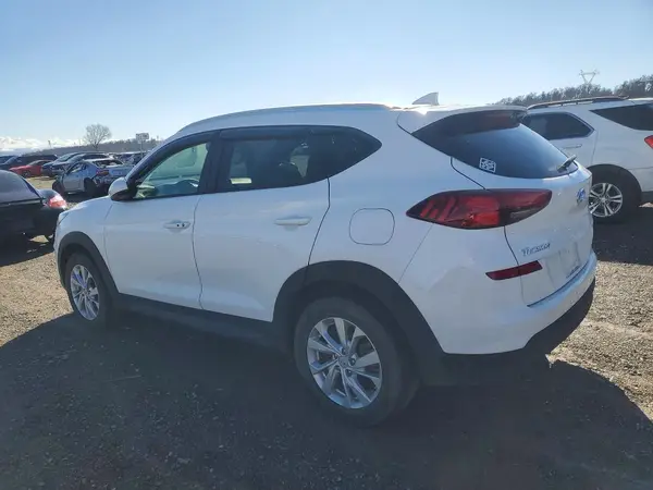 KM8J3CA48LU251310 2020 HYUNDAI TUCSON - Image 2
