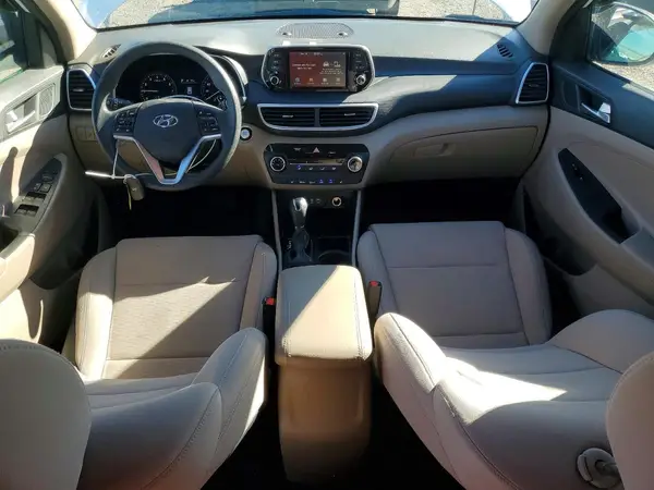KM8J3CA48LU251310 2020 HYUNDAI TUCSON - Image 8