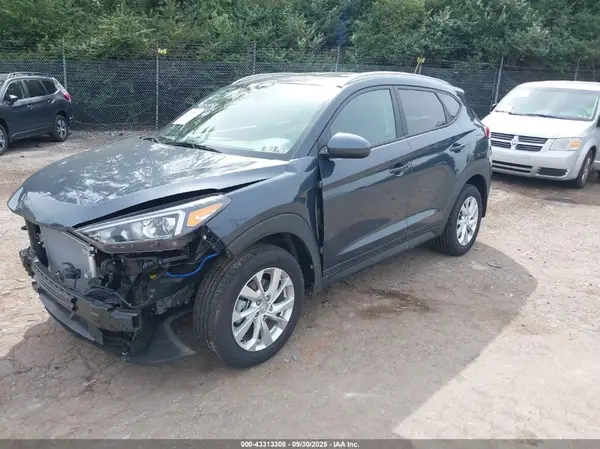 KM8J3CA48LU255244 2020 HYUNDAI TUCSON - Image 2