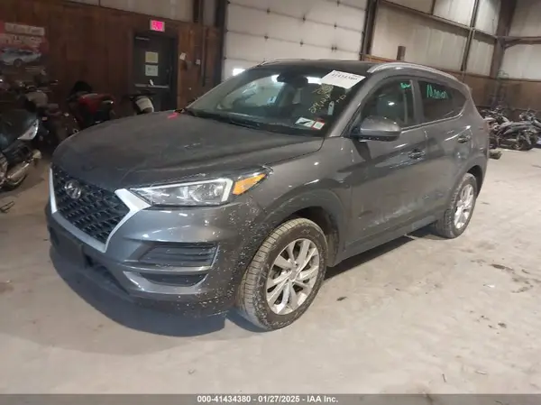 KM8J3CA48LU280404 2020 HYUNDAI TUCSON - Image 2