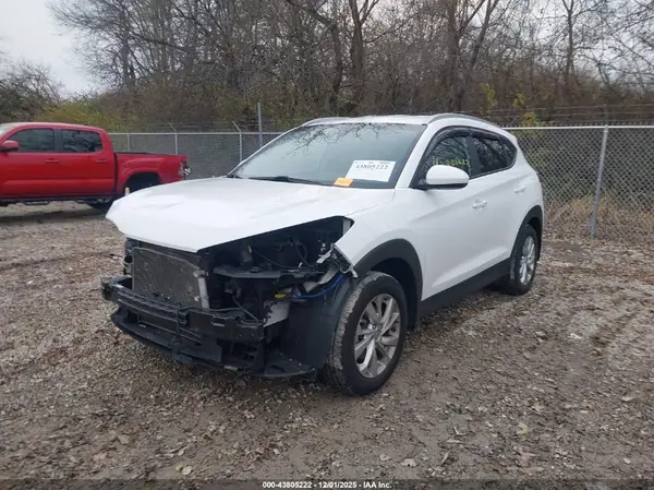 KM8J3CA48MU290898 2021 HYUNDAI TUCSON - Image 2