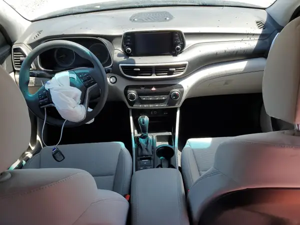 KM8J3CA48MU315377 2021 HYUNDAI TUCSON - Image 8