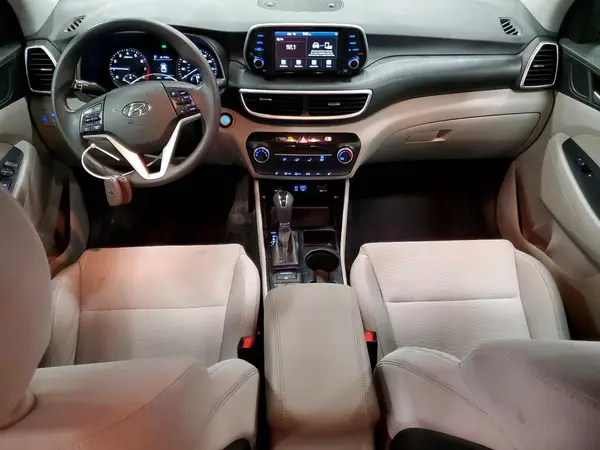 KM8J3CA48MU375093 2021 HYUNDAI TUCSON - Image 8