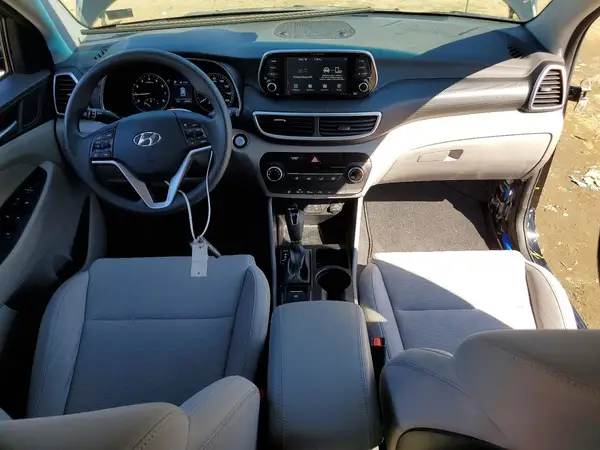 KM8J3CA48MU375126 2021 HYUNDAI TUCSON - Image 8