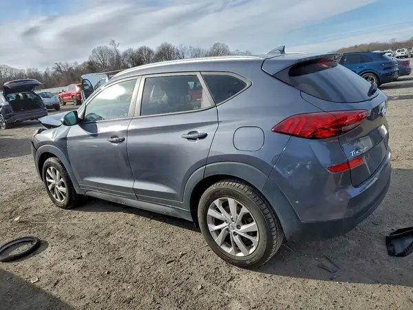 KM8J3CA48MU389057 2021 HYUNDAI TUCSON - Image 2