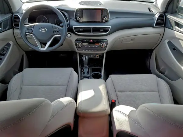 KM8J3CA48MU389057 2021 HYUNDAI TUCSON - Image 8