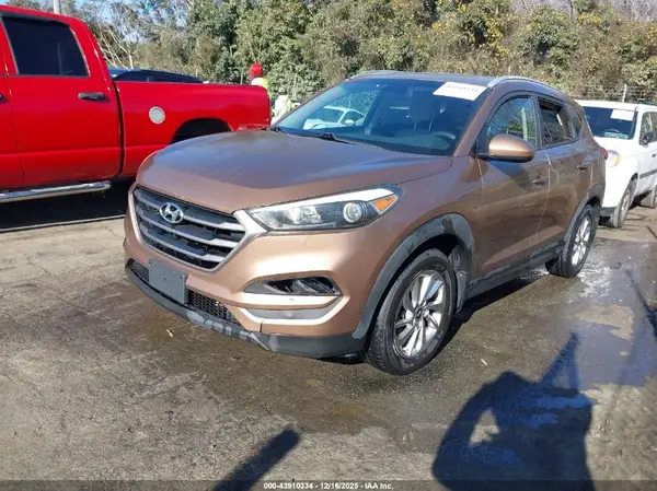 KM8J3CA49GU022706 2016 HYUNDAI TUCSON - Image 2