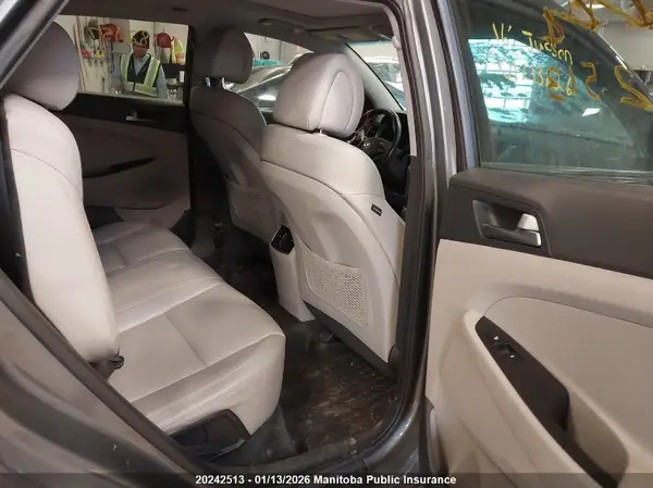 KM8J3CA49GU035147 2016 HYUNDAI TUCSON - Image 8