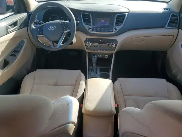 KM8J3CA49GU036315 2016 HYUNDAI TUCSON - Image 8