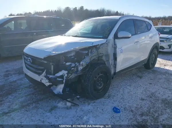 KM8J3CA49GU039991 2016 HYUNDAI TUCSON - Image 2