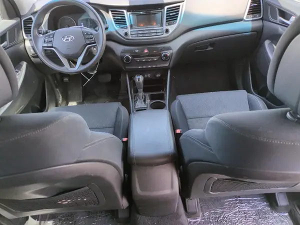 KM8J3CA49GU046651 2016 HYUNDAI TUCSON - Image 8