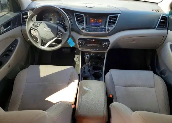 KM8J3CA49GU063367 2016 HYUNDAI TUCSON - Image 8