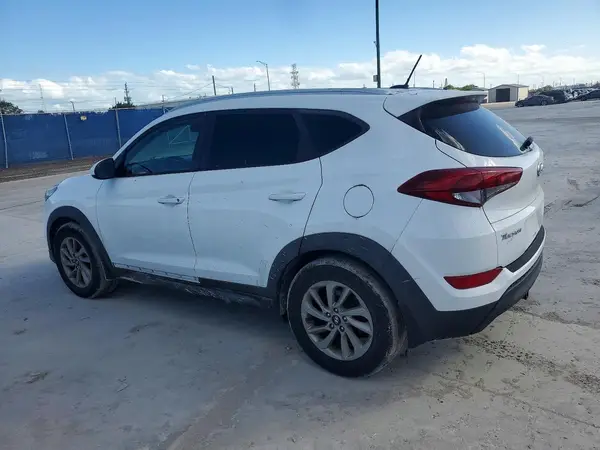 KM8J3CA49GU063403 2016 HYUNDAI TUCSON - Image 2