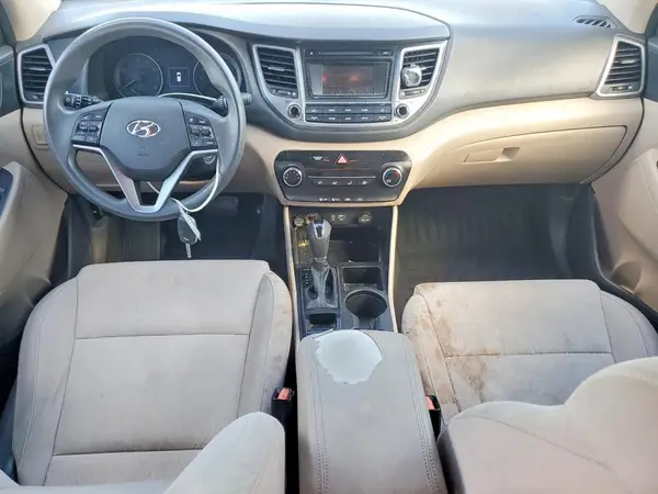 KM8J3CA49GU063403 2016 HYUNDAI TUCSON - Image 8