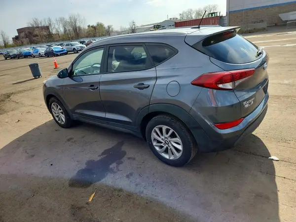 KM8J3CA49GU075342 2016 HYUNDAI TUCSON - Image 2