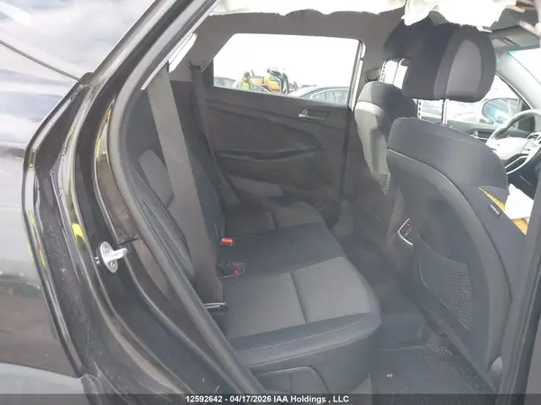 KM8J3CA49GU108095 2016 HYUNDAI TUCSON - Image 8