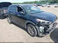 KM8J3CA49GU127519 2016 HYUNDAI TUCSON