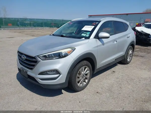 KM8J3CA49GU130436 2016 HYUNDAI TUCSON - Image 2