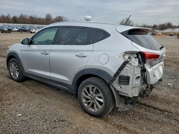 KM8J3CA49GU135281 2016 HYUNDAI TUCSON - Image 2