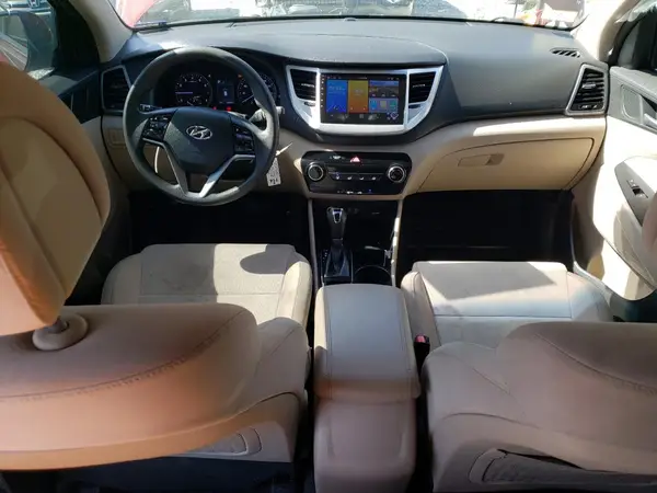 KM8J3CA49GU139380 2016 HYUNDAI TUCSON - Image 8