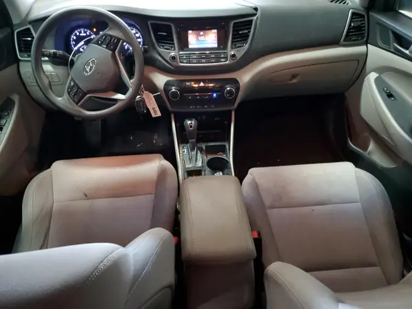KM8J3CA49GU176672 2016 HYUNDAI TUCSON - Image 8