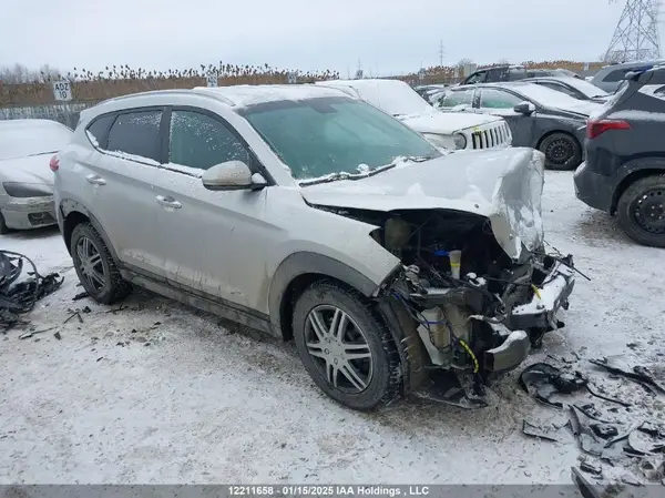 KM8J3CA49GU180088 2016 HYUNDAI TUCSON - Image 1