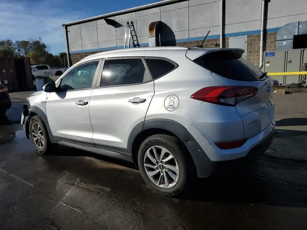 KM8J3CA49GU183170 2016 HYUNDAI TUCSON - Image 2