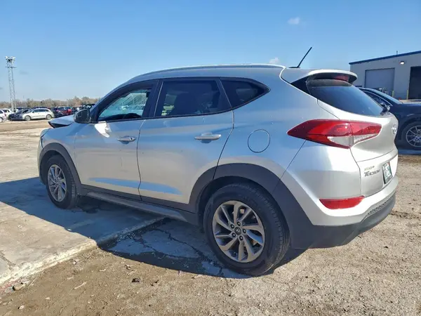 KM8J3CA49GU195920 2016 HYUNDAI TUCSON - Image 2