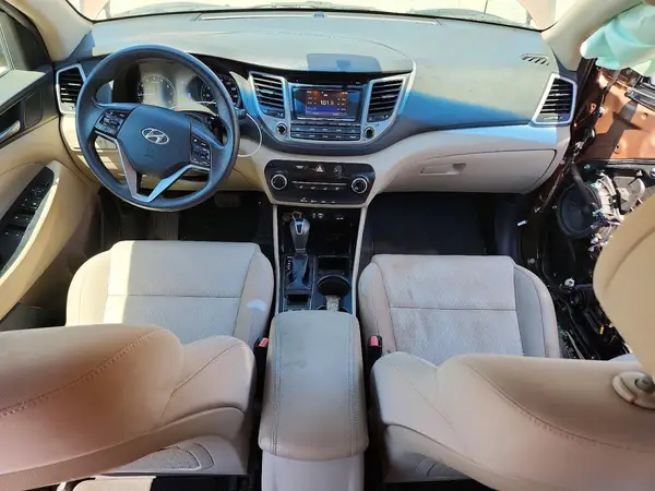 KM8J3CA49GU197022 2016 HYUNDAI TUCSON - Image 8