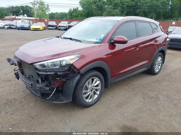 KM8J3CA49GU210383 2016 HYUNDAI TUCSON - Image 2